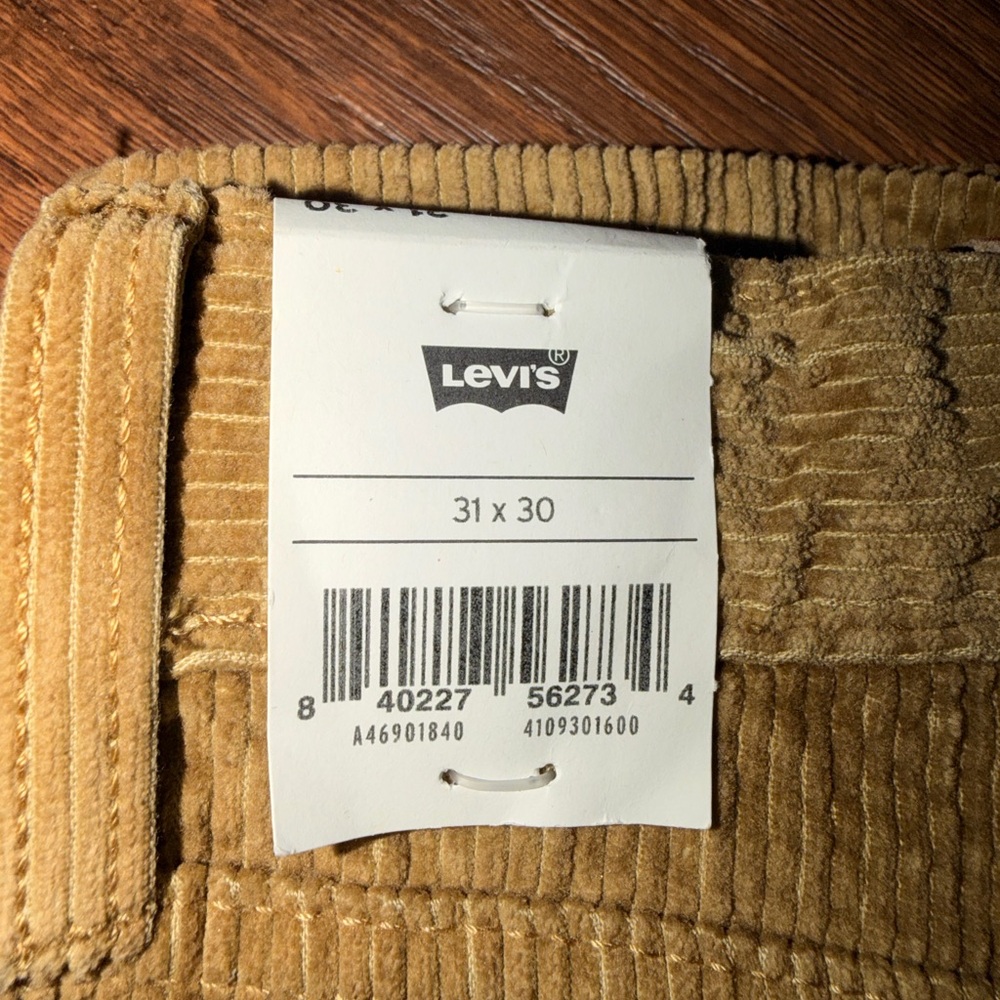 Levi's Men's Corduroy Pants in Tan